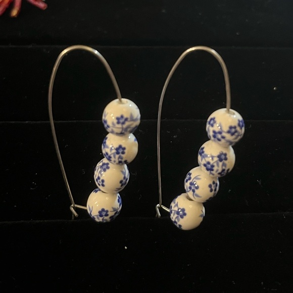 ❤️‍🔥BOGO FREE NEW handmade y2k silver bead hoop drop earrings ceramic white - Picture 4 of 5